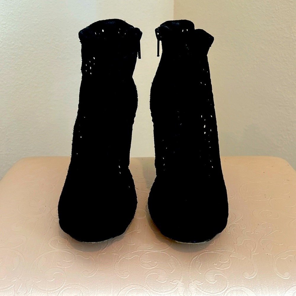 Pedro García Suede Booties Sz 6